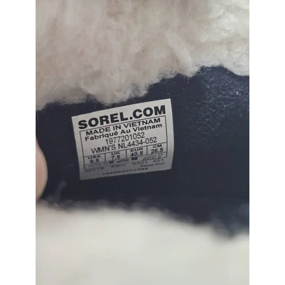 Sorel Out N‎ About III Winter boots Nwb